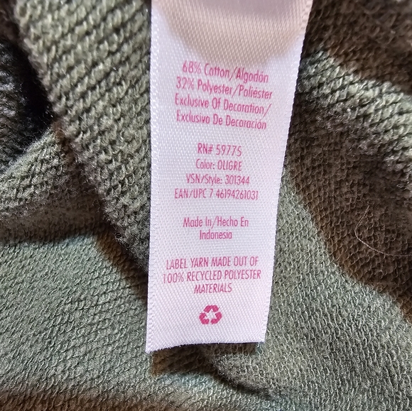 2/$20 Justice Sport XL 16/18 Sweatshirt - Picture 5 of 8